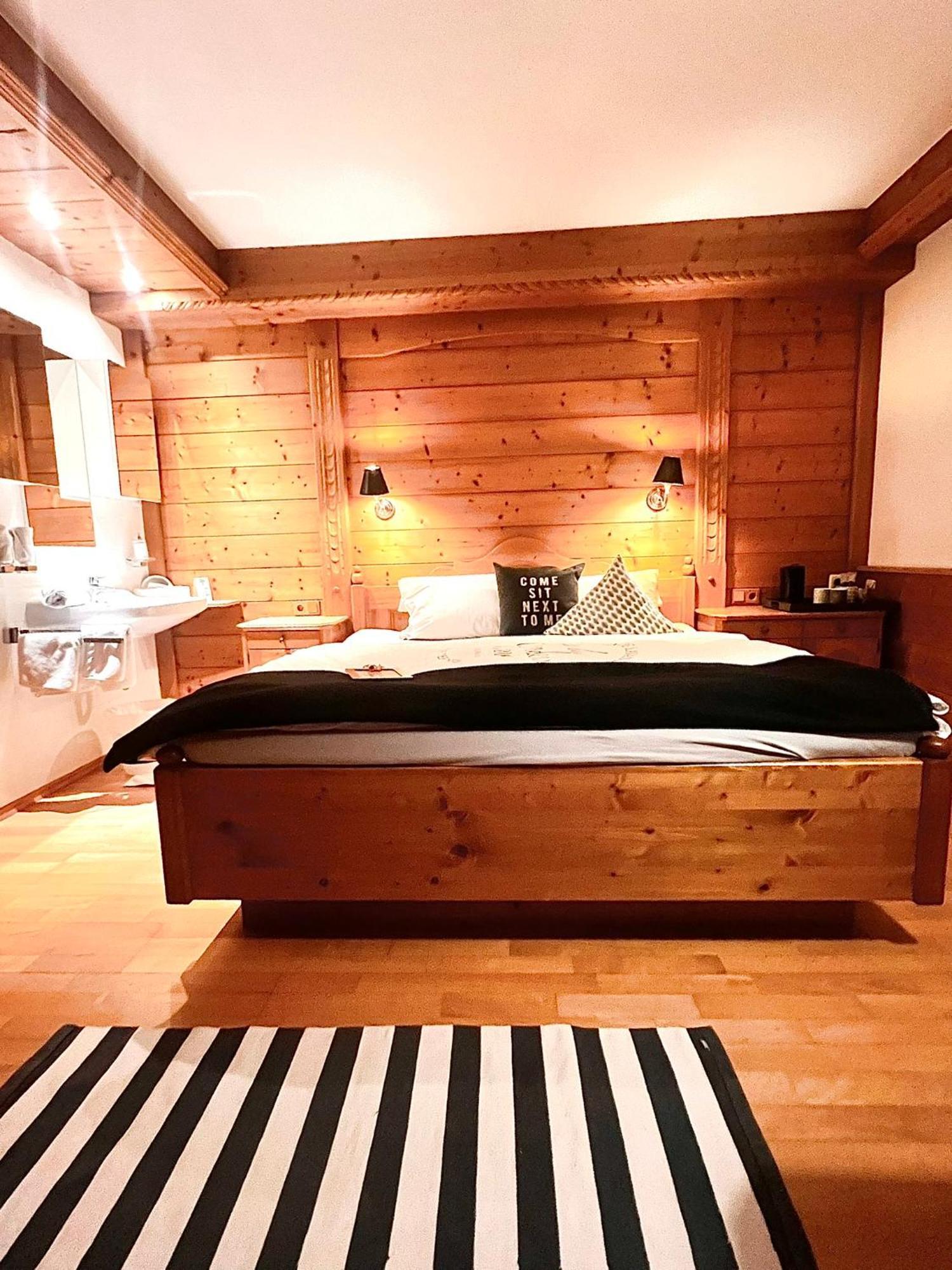 Haus Tirolerland Hotel Oetz Ngoại thất bức ảnh