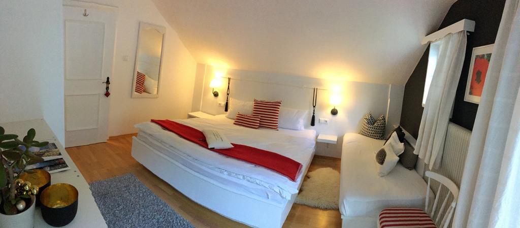 Haus Tirolerland Hotel Oetz Ngoại thất bức ảnh